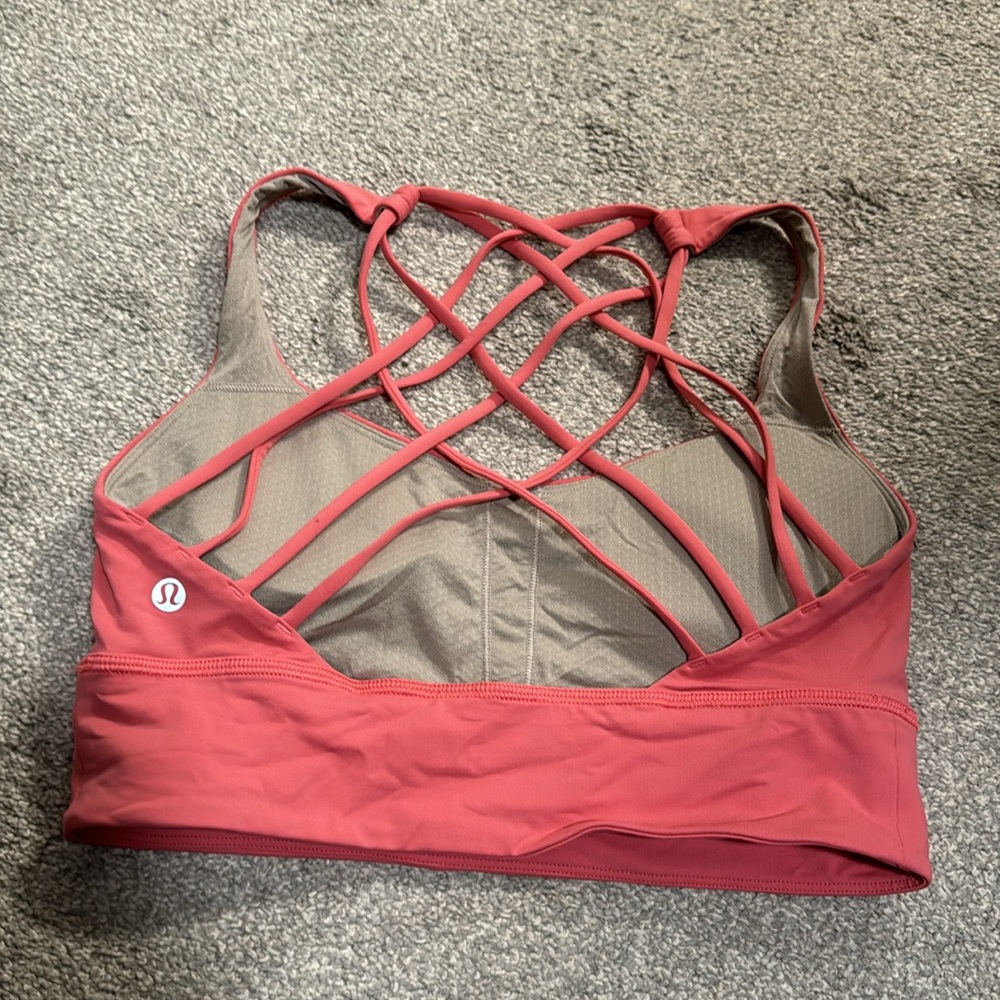Lululemon - Picture 2 of 3